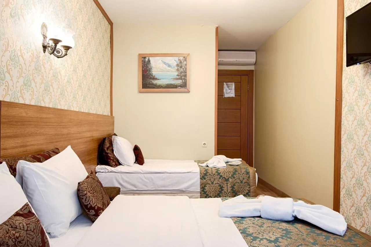 Grand Gross Hotel İstanbul