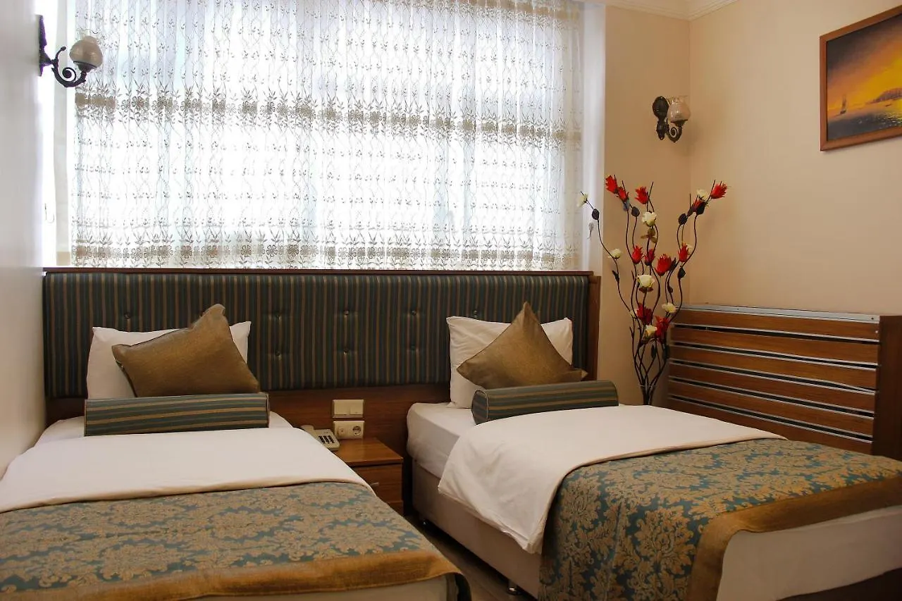 Grand Gross Hotel İstanbul
