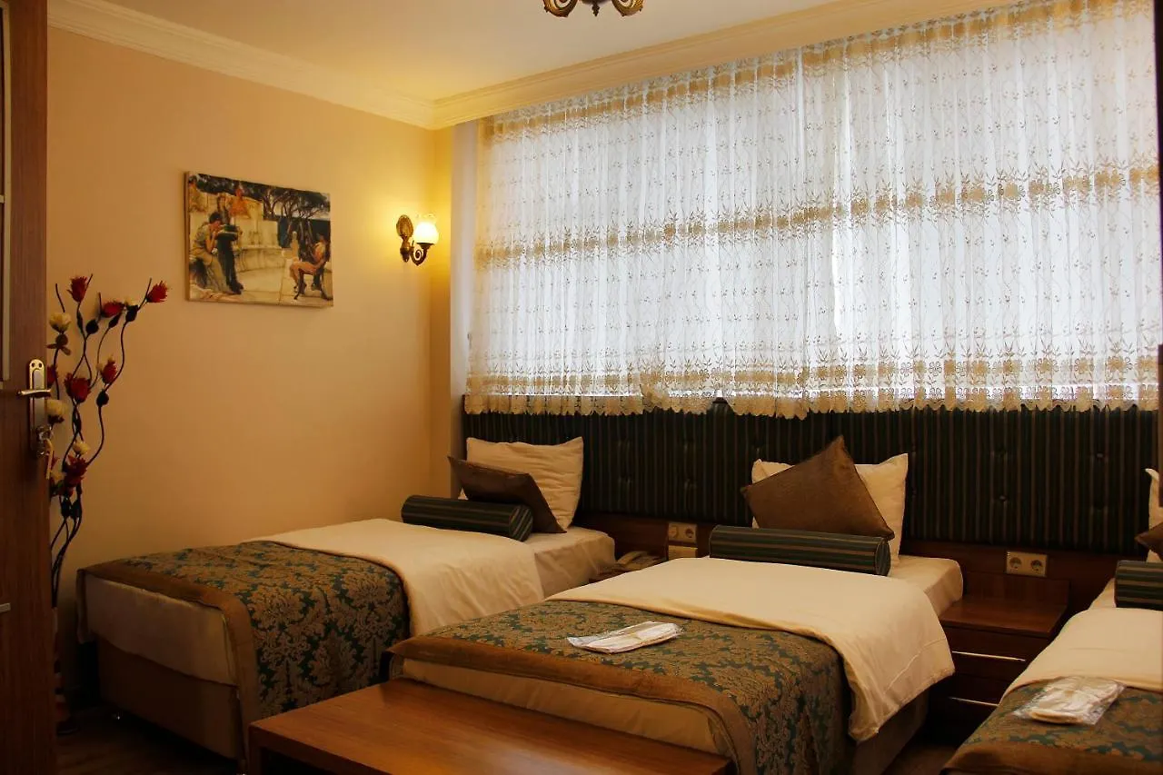 Grand Gross Hotel İstanbul